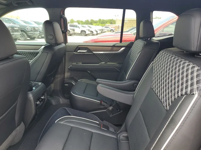 Nuevos GMC ACADIA à Estados chez autogozo