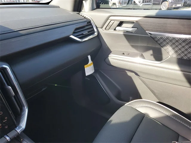 Nuevos GMC ACADIA à Estados chez autogozo