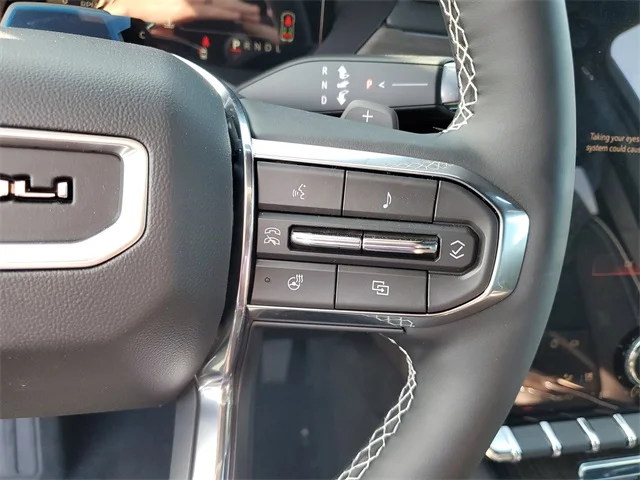 Nuevos GMC ACADIA à Estados chez autogozo