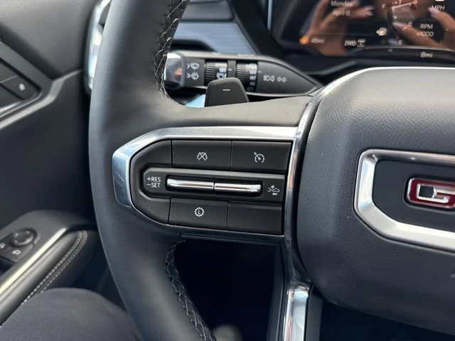 Nuevos GMC ACADIA à Estados chez autogozo