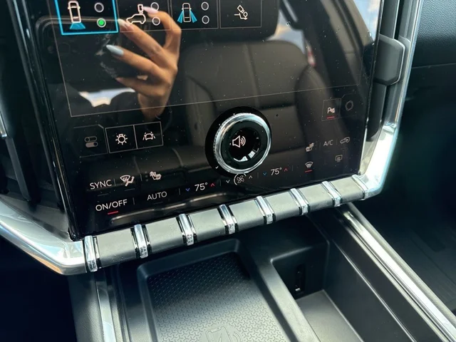 Nuevos GMC ACADIA à Estados chez autogozo