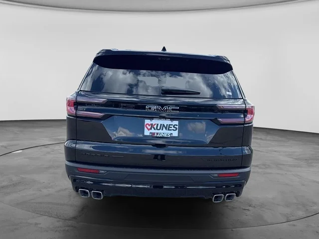 Nuevos GMC ACADIA à Estados chez autogozo