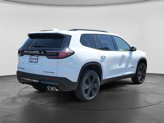 Nuevos GMC ACADIA à Estados chez autogozo