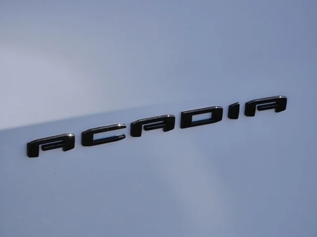 Nuevos GMC ACADIA à Estados chez autogozo
