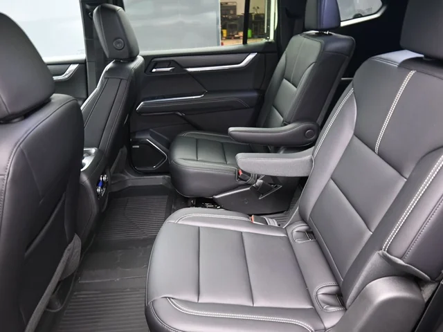 Nuevos GMC ACADIA à Estados chez autogozo