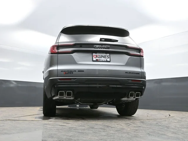 Nuevos GMC ACADIA à Estados chez autogozo