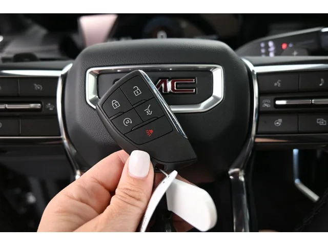 Nuevos GMC ACADIA à Estados chez autogozo
