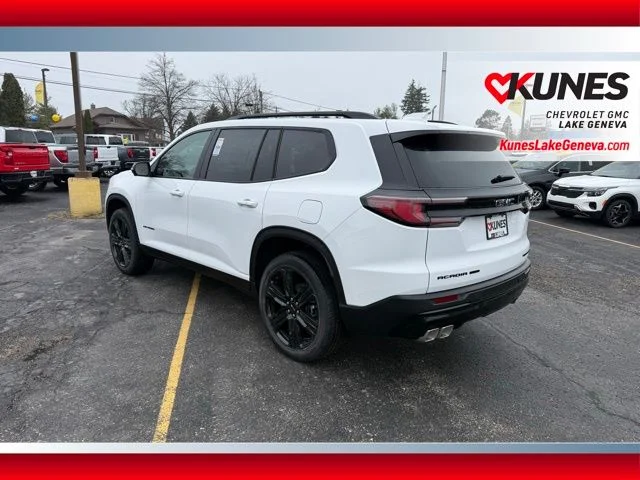 Nuevos GMC ACADIA à Estados chez autogozo