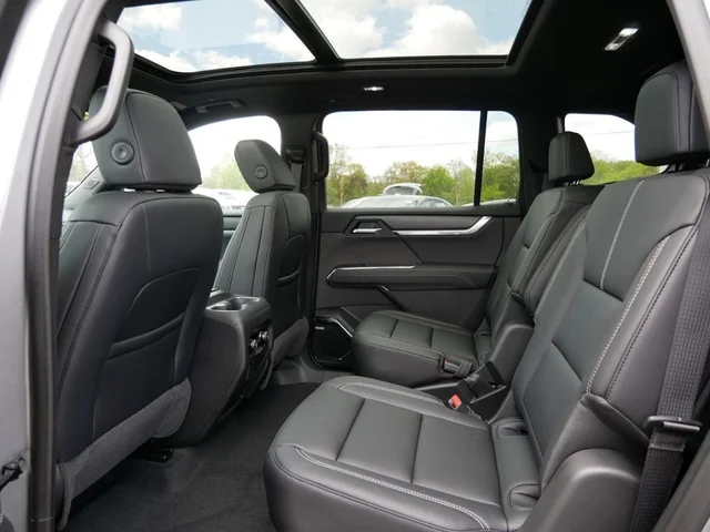 Nuevos GMC ACADIA à Estados chez autogozo