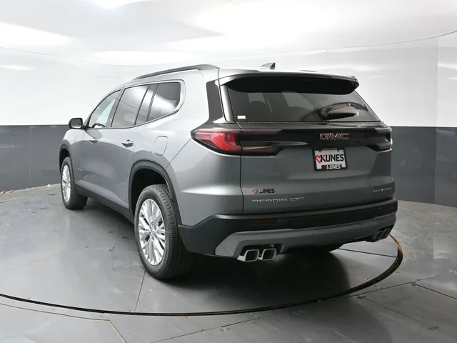 Nuevos GMC ACADIA à Estados chez autogozo