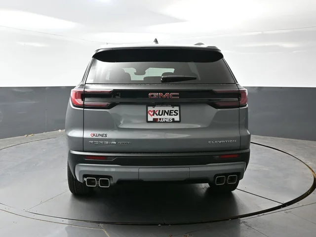 Nuevos GMC ACADIA à Estados chez autogozo