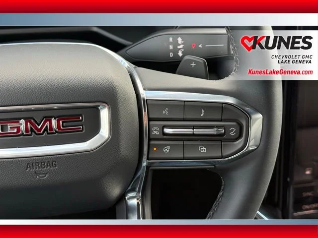 Nuevos GMC ACADIA à Estados chez autogozo