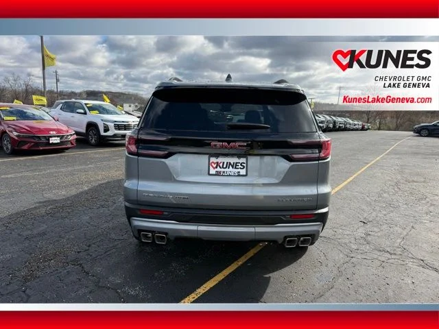 Nuevos GMC ACADIA à Estados chez autogozo