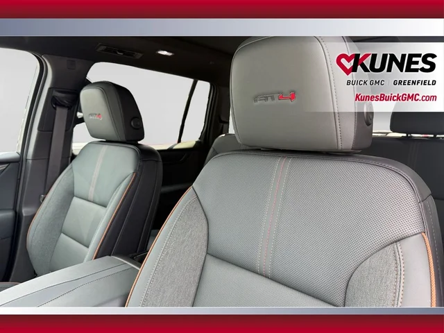 Nuevos GMC ACADIA à Estados chez autogozo