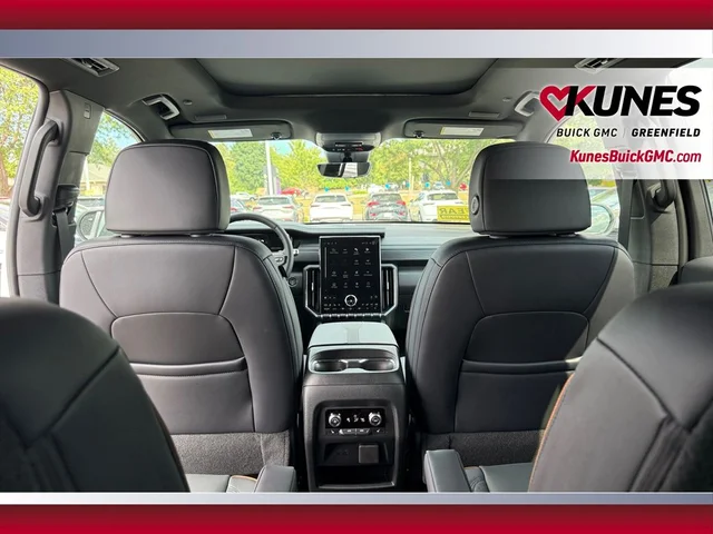 Nuevos GMC ACADIA à Estados chez autogozo