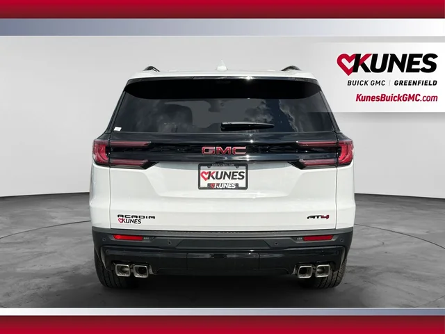 Nuevos GMC ACADIA à Estados chez autogozo