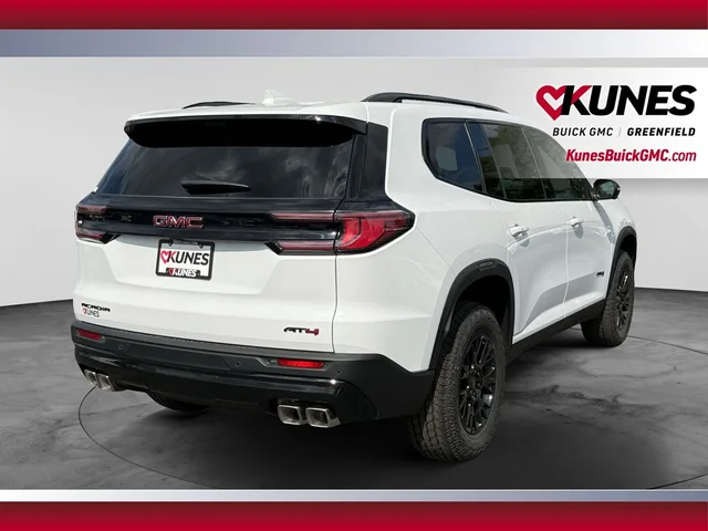 Nuevos GMC ACADIA à Estados chez autogozo