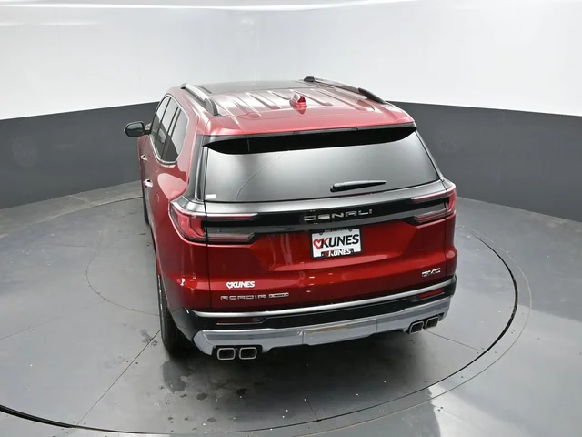 Nuevos GMC ACADIA à Estados chez autogozo