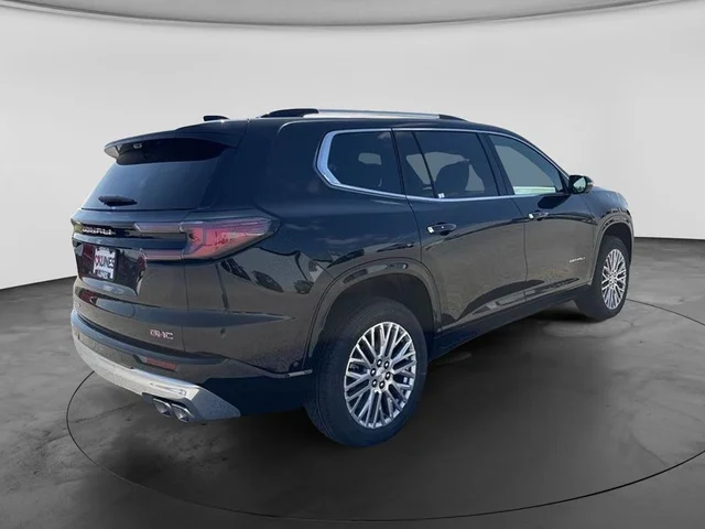 Nuevos GMC ACADIA à Estados chez autogozo