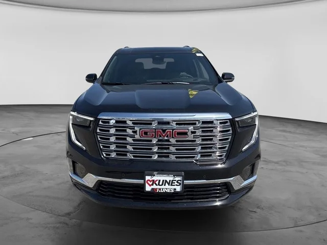 Nuevos GMC ACADIA à Estados chez autogozo