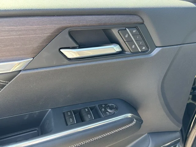 Nuevos GMC ACADIA à Estados chez autogozo