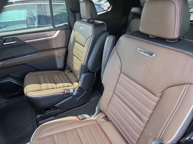 Nuevos GMC ACADIA à Estados chez autogozo
