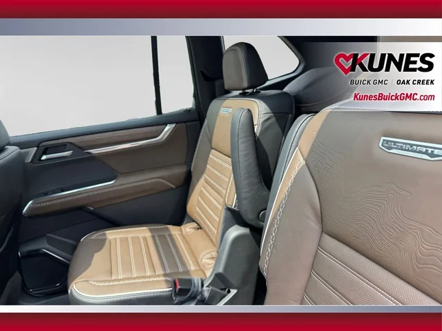 Nuevos GMC ACADIA à Estados chez autogozo
