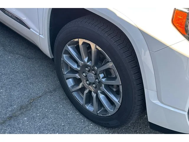 SEMINUEVOS GMC Acadia at ELK GROVE in Elk Grove Buick GMC