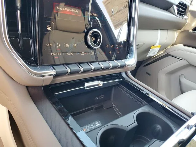 Nuevos GMC YUKON à Estados chez autogozo
