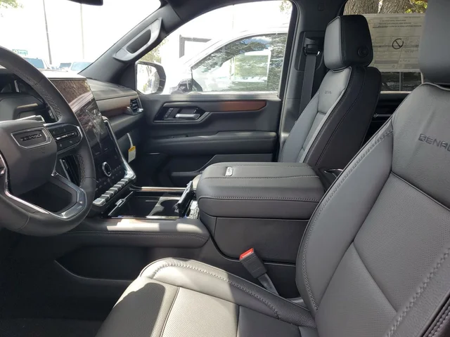 Nuevos GMC YUKON à Estados chez autogozo