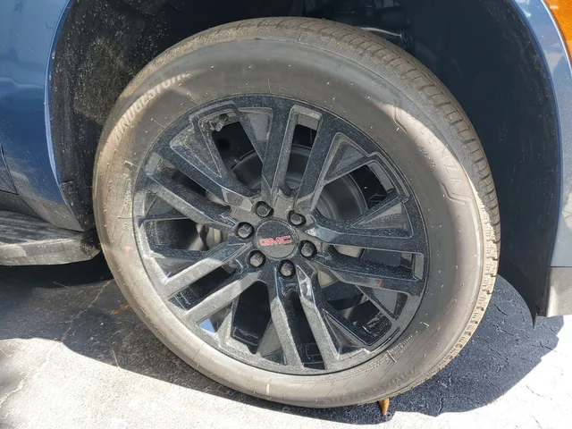 Nuevos GMC YUKON à Estados chez autogozo