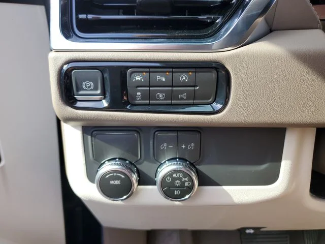 Nuevos GMC YUKON à Estados chez autogozo