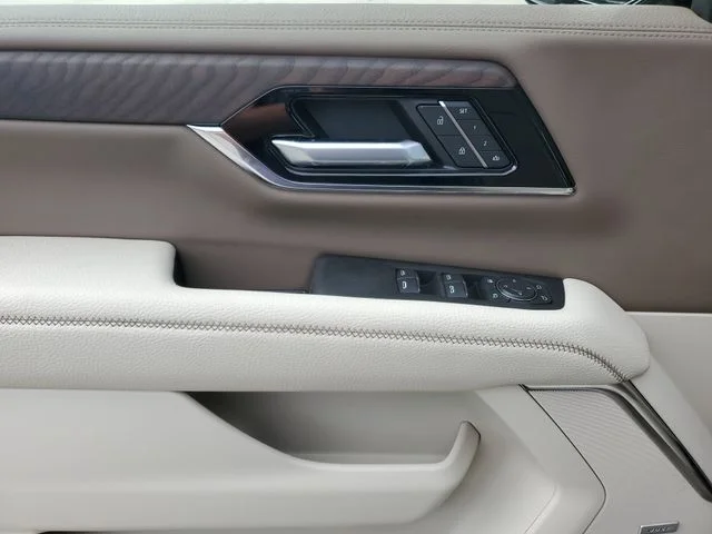 Nuevos GMC YUKON à Estados chez autogozo
