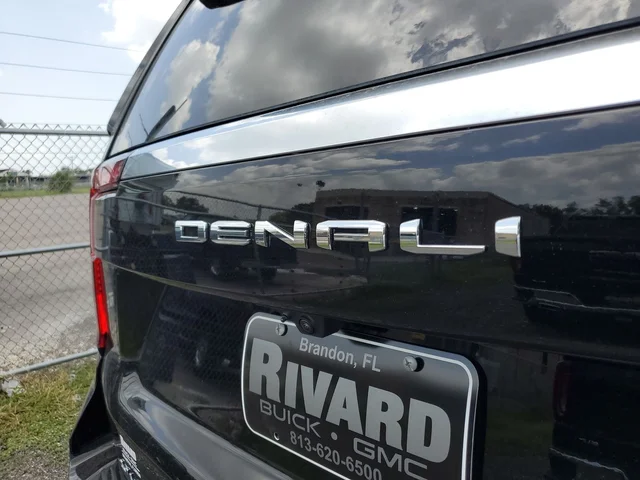 Nuevos GMC YUKON à Estados chez autogozo