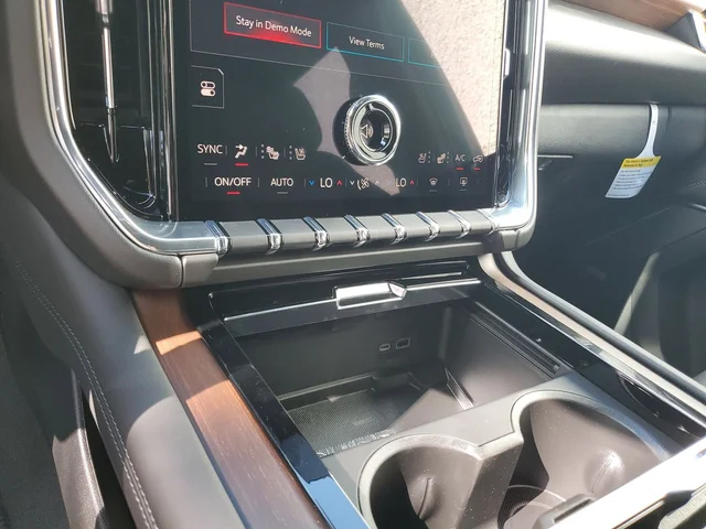 Nuevos GMC YUKON à Estados chez autogozo