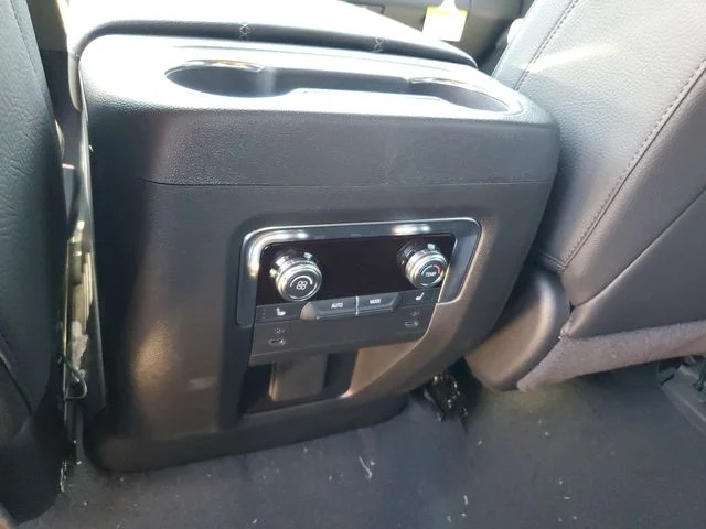 Nuevos GMC YUKON à Estados chez autogozo