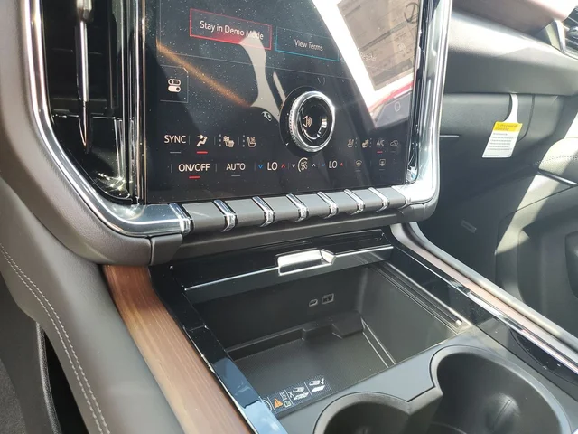 Nuevos GMC YUKON à Estados chez autogozo