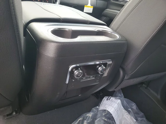 Nuevos GMC YUKON à Estados chez autogozo