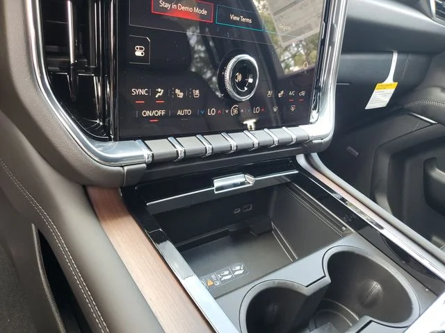 Nuevos GMC YUKON à Estados chez autogozo