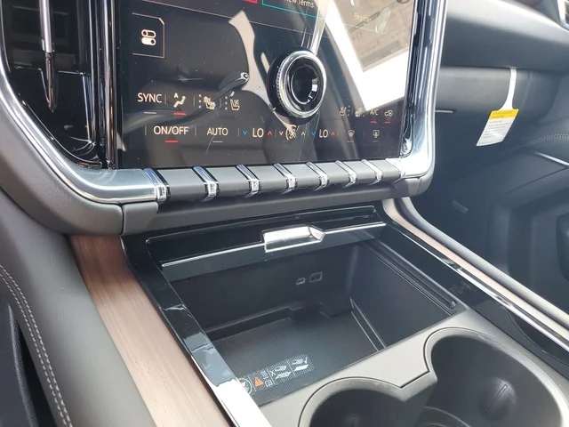Nuevos GMC YUKON à Estados chez autogozo