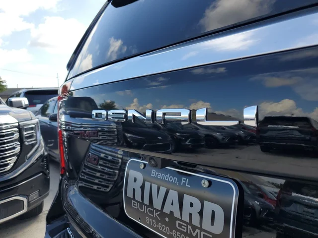 Nuevos GMC YUKON à Estados chez autogozo