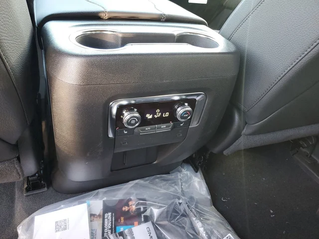 Nuevos GMC YUKON à Estados chez autogozo
