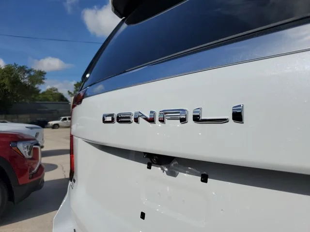 Nuevos GMC YUKON à Estados chez autogozo
