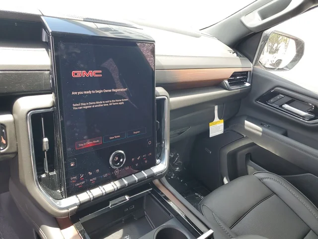 Nuevos GMC YUKON à Estados chez autogozo