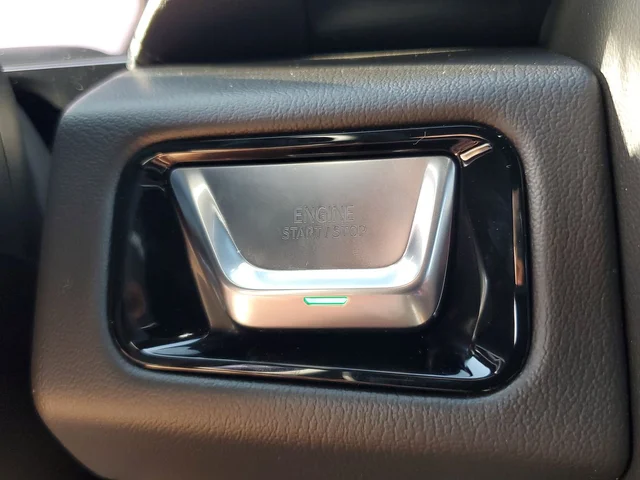 Nuevos GMC YUKON à Estados chez autogozo