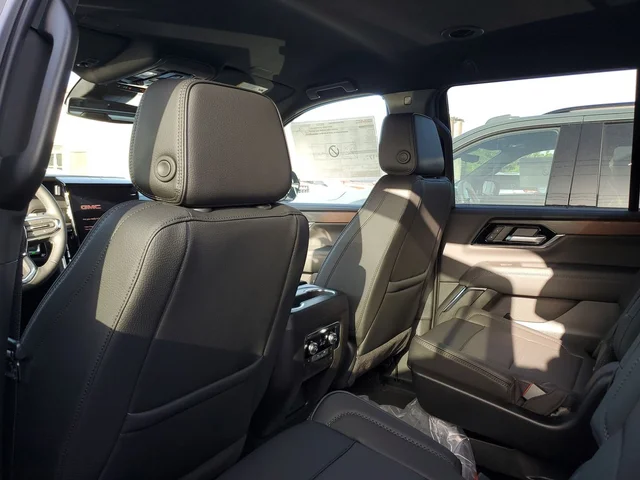 Nuevos GMC YUKON à Estados chez autogozo