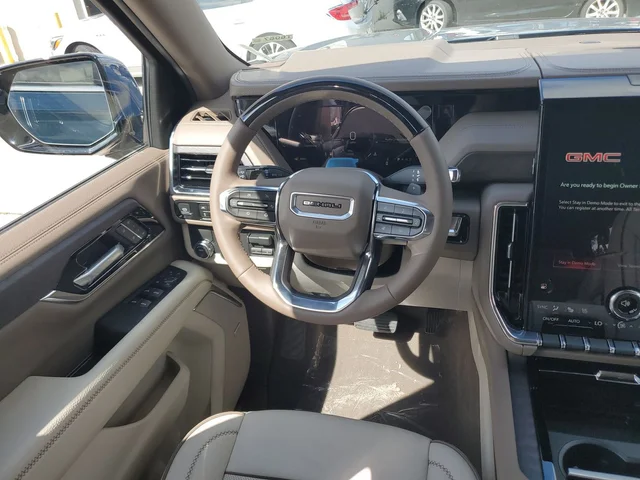 Nuevos GMC YUKON XL à Estados chez autogozo