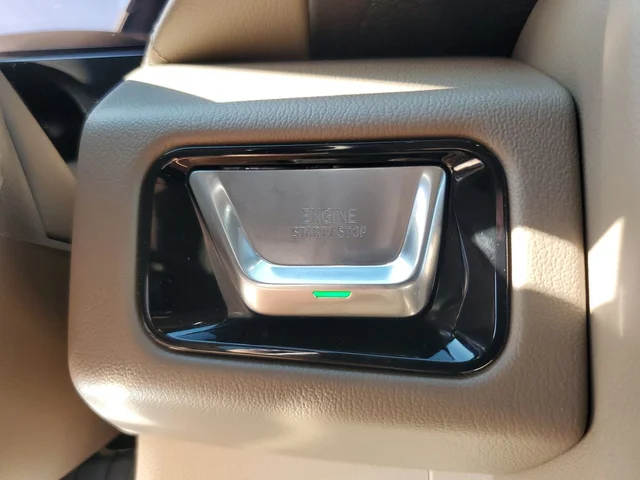 Nuevos GMC YUKON XL à Estados chez autogozo
