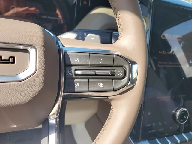 Nuevos GMC YUKON XL à Estados chez autogozo