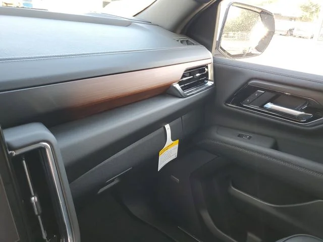 Nuevos GMC YUKON XL à Estados chez autogozo